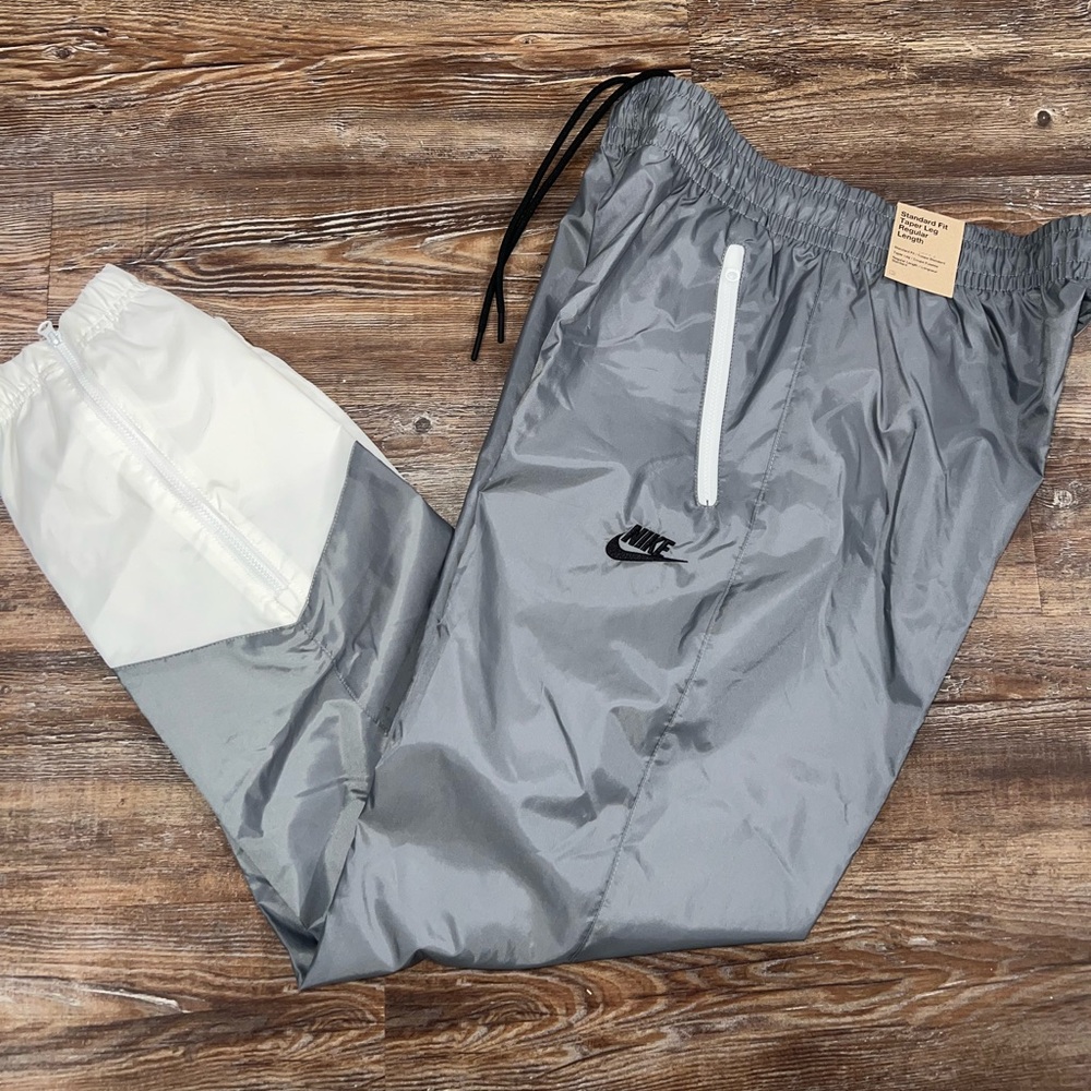 Nike Men’s Windbreaker Pants